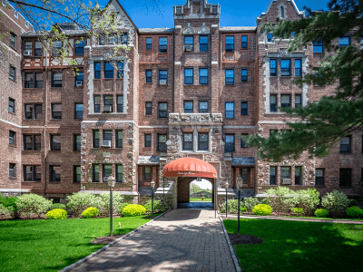Saxon House Cooperative at 23 Old Mamaroneck Road